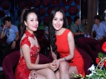 Ngắm Mai Phương Thúy, Hoàng Thùy Linh rực lửa